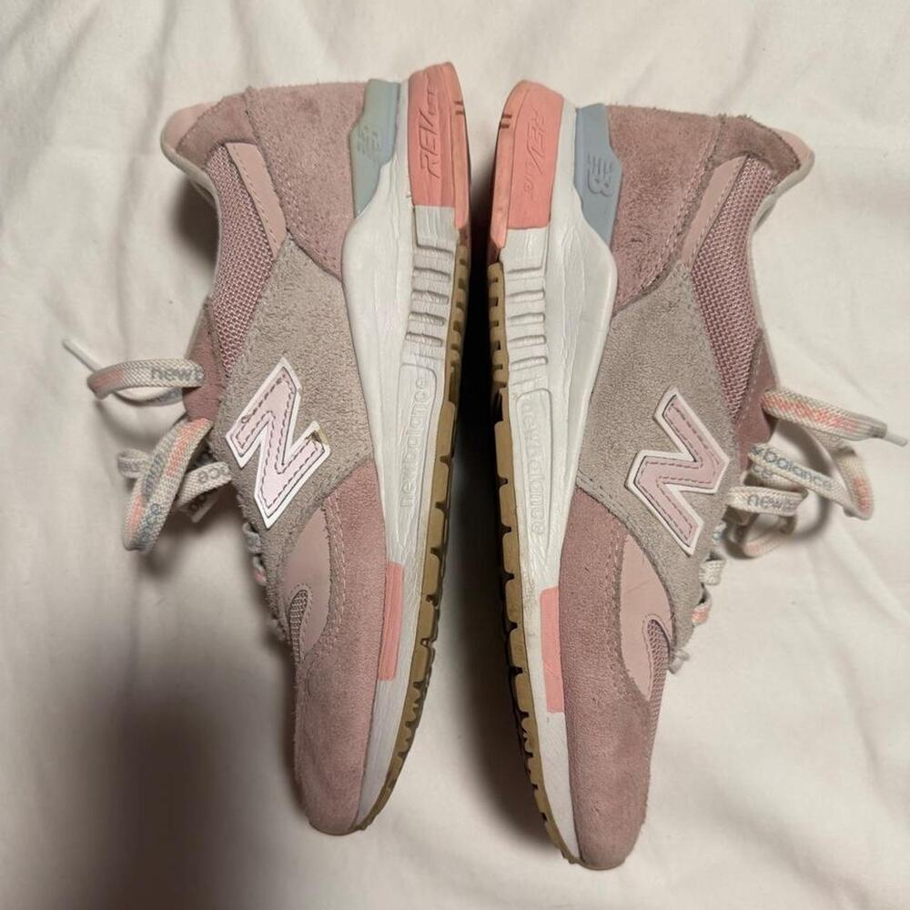 New balance 840 sneakers in